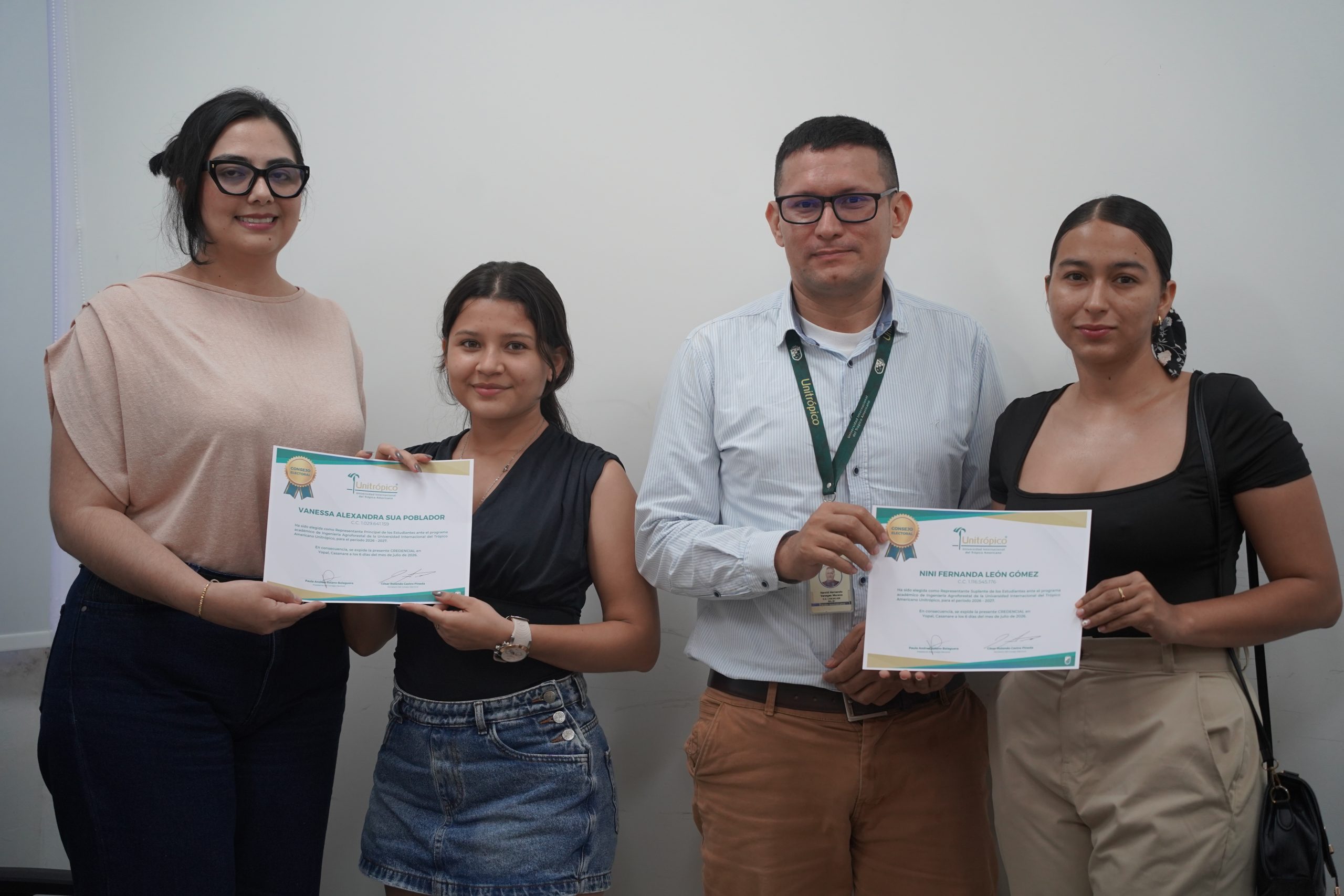 ¡Oficialmente representantes! Entrega de credenciales a los nuevos líderes de la comunidad unitropista